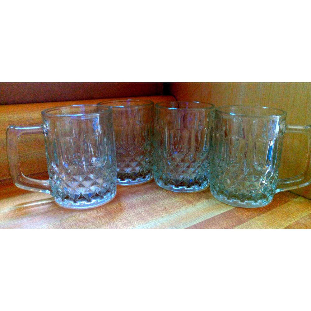 Vtg Pasari Indonesia Glass Mug  Diamond Thumbprint Excellent Condition set of 4